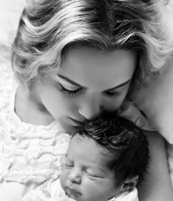 ece erken ve oğlu eymen