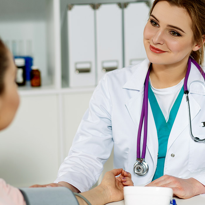 Doğum Sonrasında İlk Doktor Kontrolü Ne Zaman Yapılır?