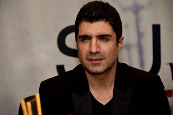 özcan deniz baba oluyor