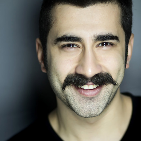 Bahadır Vatanoğlu Baba Olacağını Sette Öğrendi!