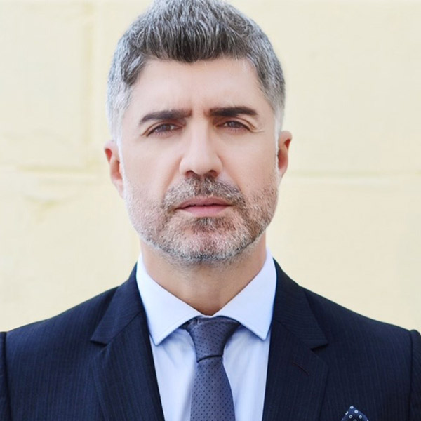 Özcan Deniz'in Hamile Sevgilisi Feyza Aktan Sinir Krizi Geçirdi!