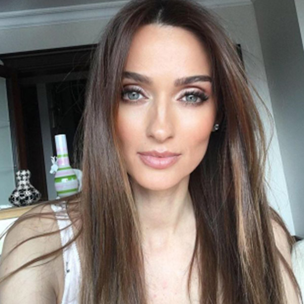 Anne Kızdan İlk Poz Geldi!