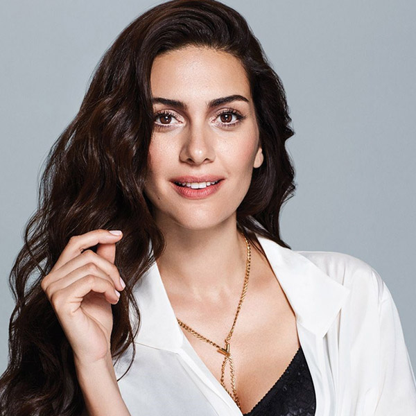 5 Aylık Hamile Olan Bergüzar Korel’den Anlamlı Karar