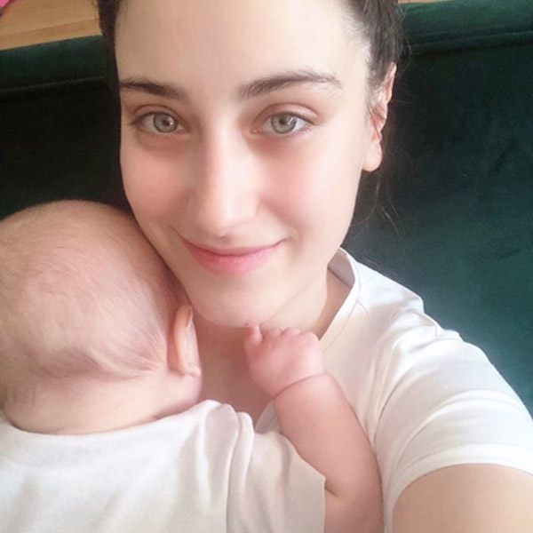Hazal Kaya’dan İkinci Çocuk Sinyali!