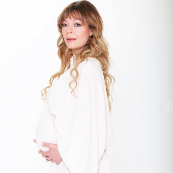 Özge Özder Anne Oldu! İşte Bebeğine Verdiği İsim