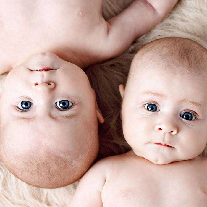 İkizleri Beslerken İşinize Yarayacak 4 İpucu