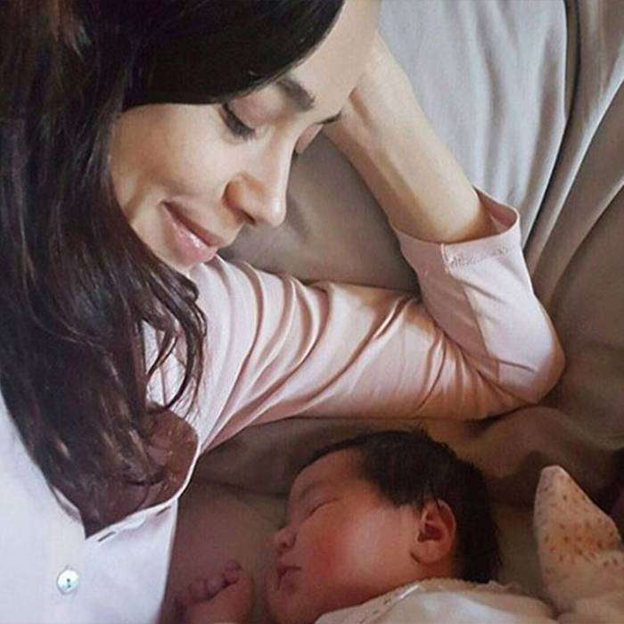 Özgü Namal İkinci Kez Anne Oldu!