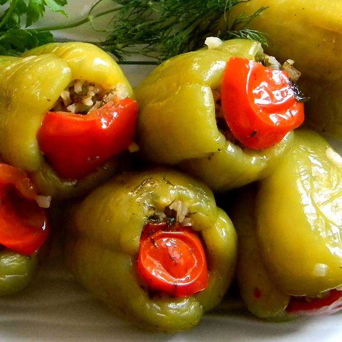 Menü de O Varsa Tamam: Zeytinyağlı Biber Dolması