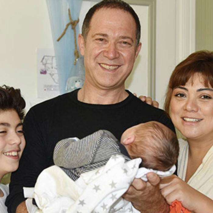 Türk Halk Müziği Sanatçısı Sümer Ezgü Üçüncü Kez Baba Oldu