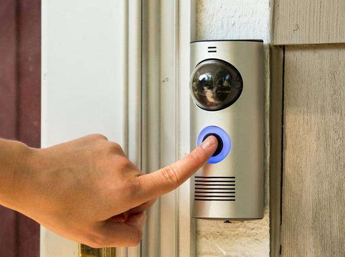 kapi-zilini-calan-insanlar-9