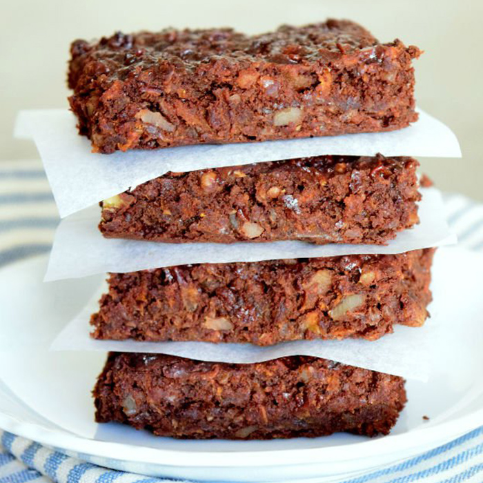 Mutluluğu İkiye Katlıyor: Havuçlu Brownie