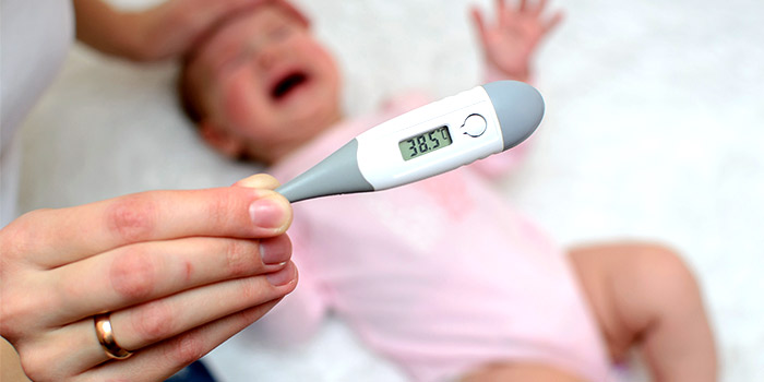 bebeklerde yüksek ateş belirtisi