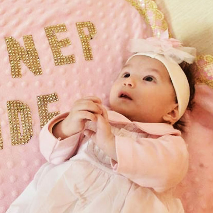 Kedi Miyavlaması Sendromlu Zeynep Tedavi Edilecek