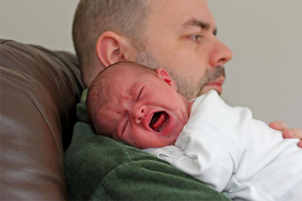 bebeklerde-gaz-çıkarma-yöntemi