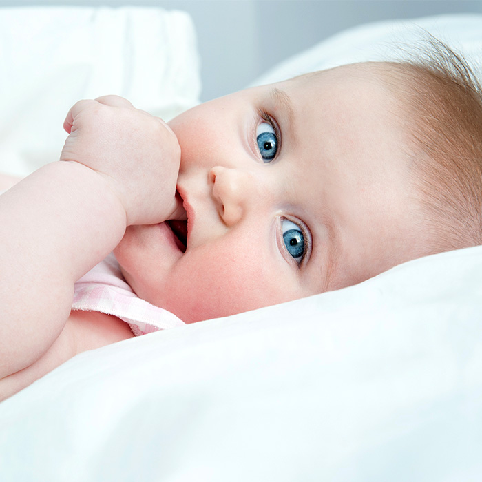 Bebekler Parmağını Neden Emer?