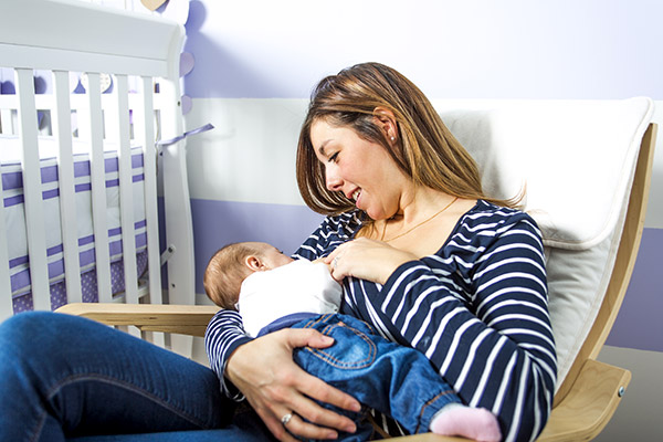 bebekler kaç yaşına kadar emzirilir