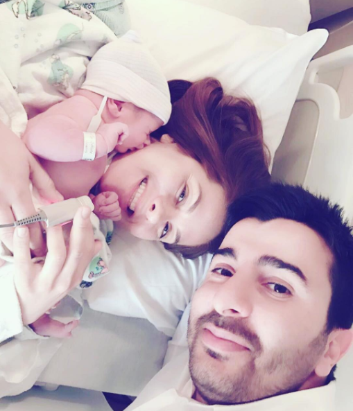 seren akıska anne oldu