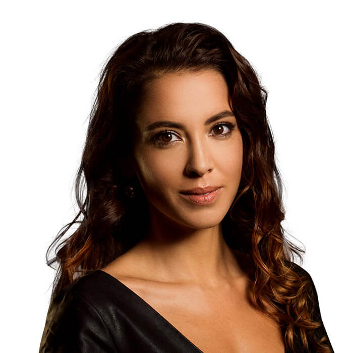 Ünlü Sunucu Anne Olacağını Öğrenince Havalara Uçtu!