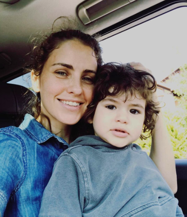 aslı tandoğan ve oğlu