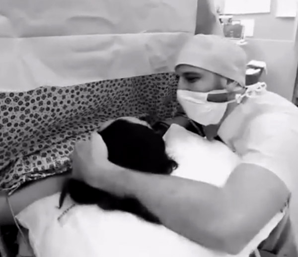 Başak Sayan'dan Duygulandıran İnstagram videosu