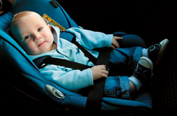 bebek oto koltuğu