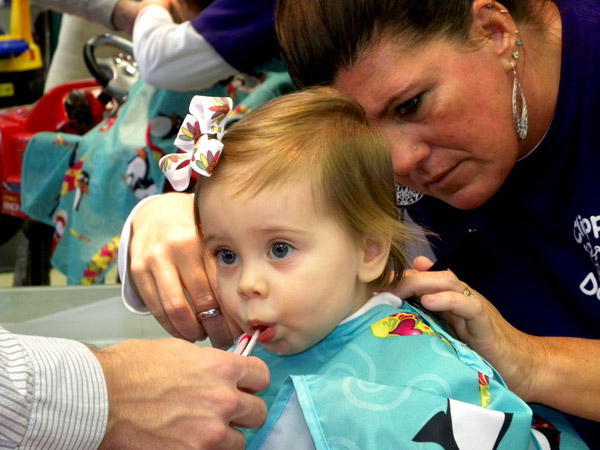 bebeğin saç kesimi