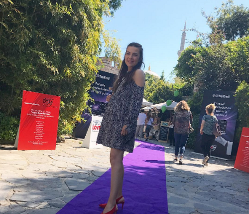burcu kara bebek