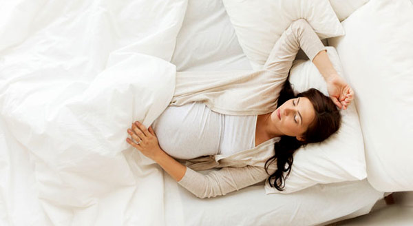 hamilelikte sırt üstü yatmak