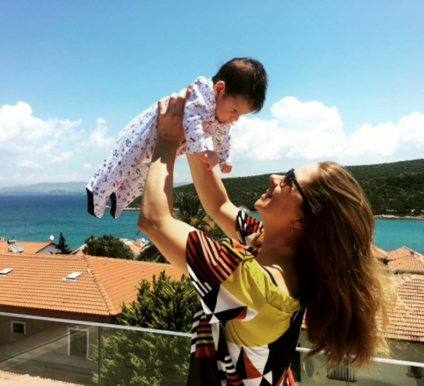 seren akiska ve bebeği