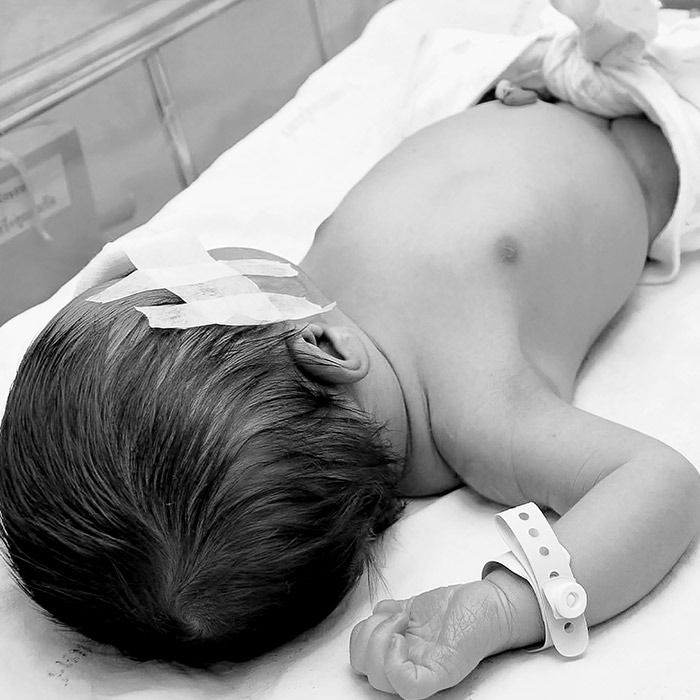 Bangladeş'te Yaşlı Bebek Dünyaya Geldi!