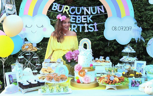 Burcu Kara'nın oğlu