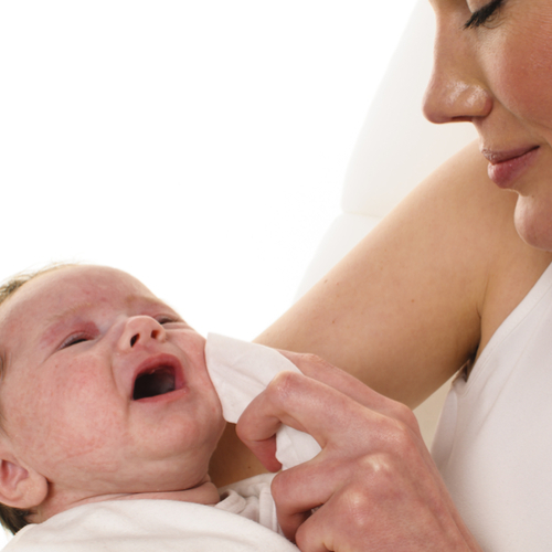 bebeklerde göz, burun, ağız ve kulak temizliği