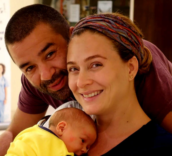 ceyda düvenci emzirme