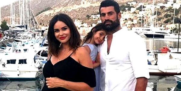 Zeynep Demirel doğumunu evde ve suda yapacak