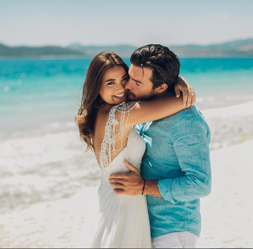 Hakan Ve Gizem Hatipoğlu Çiftinden Bebek Sinyali!