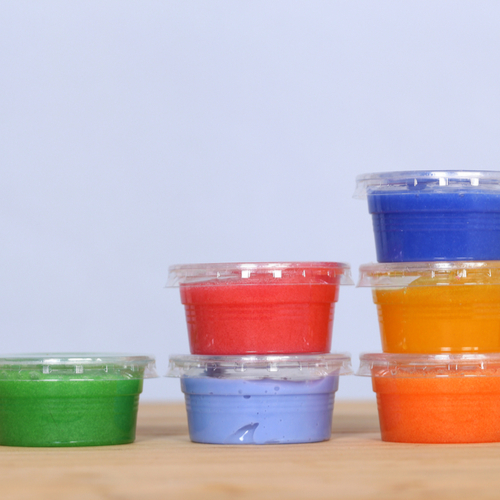 slime isimli oyuncak egzama yapıyor