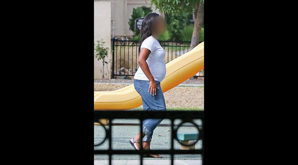Kim Kardashian'ın bebeğini taşıyan taşıyıcı anne