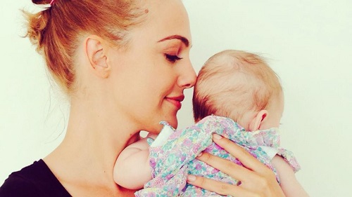 meryem uzerli doğum