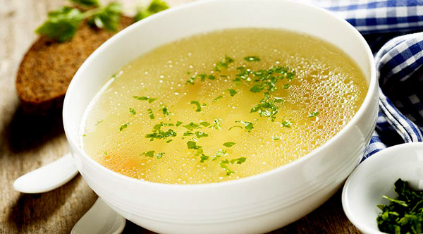 tavuk suyuna çorba tarifi