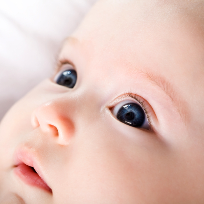 Bebeğinizin Gözü Sık Sık Çapaklanıyor Mu? İşte Olası Nedenler...