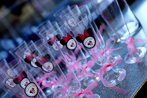 hastane odası ikram kadehleri