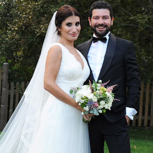 İrem Derici'nin Bebek İle İlgili Yaptığı Açıklamaya Eski Eşinden Şok Hamle!