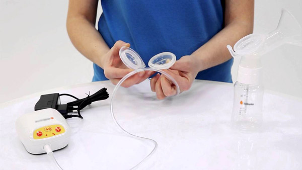 iş yerinde süt sağma