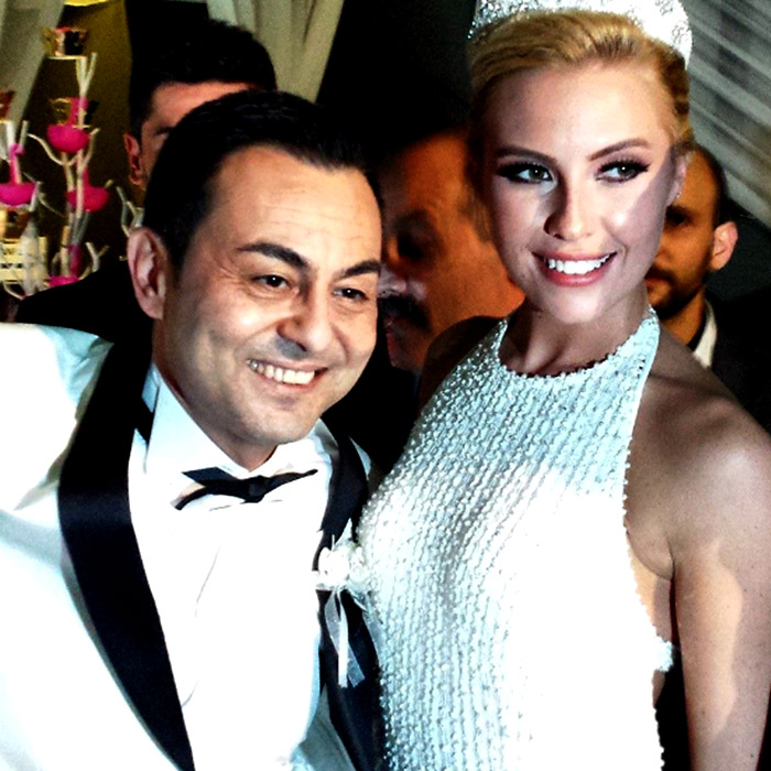 Serdar Ortaç Chole'yi İkna Etti! 'Baba Oluyor'