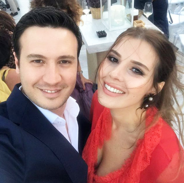 Doğumdan Sonra 20 Kilo Veren Hatice Şendil İlk Kez Oğlu İle Görüntülendi!