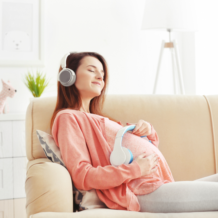 Anne Karnındaki Bebeğe Müzik Dinletmenin Bebek Üzerindeki 12 Olumlu Etkisi