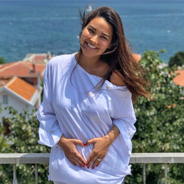 Gizem Hatipoğlu Bebeği İçin Hazırlıklara Başladı!