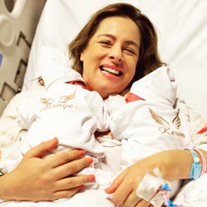 Doğa Rutkay İkizlerinin Yüzünü İlk Kez Gösterdi!