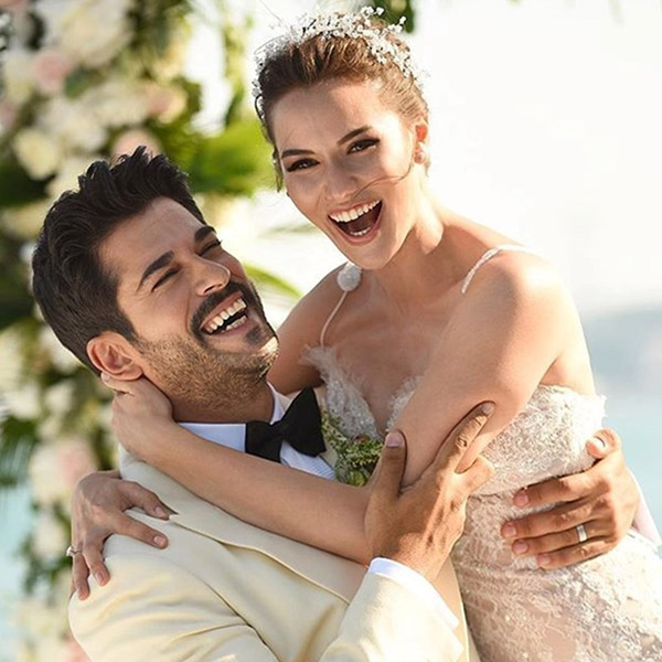 Karan Bebek Daha Doğmadan Dikkatleri Üzerine Çekti!