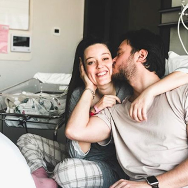 Pelin Akil’e Bir Eleştiri Daha!